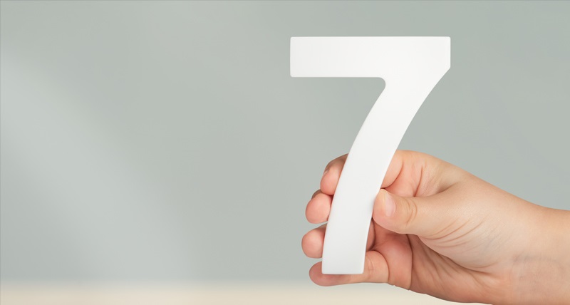 Top-seven-benefits-of-hubspot-and-whatsapp-integration